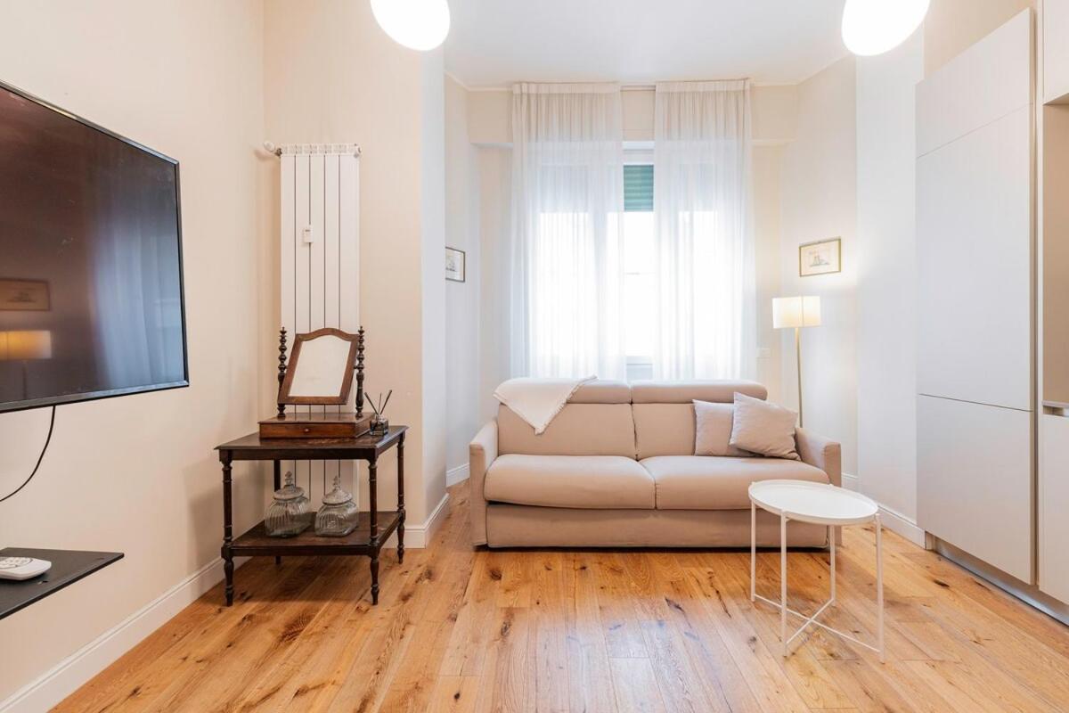 Homeby, Appartamento Tiepolo Milan Exterior photo